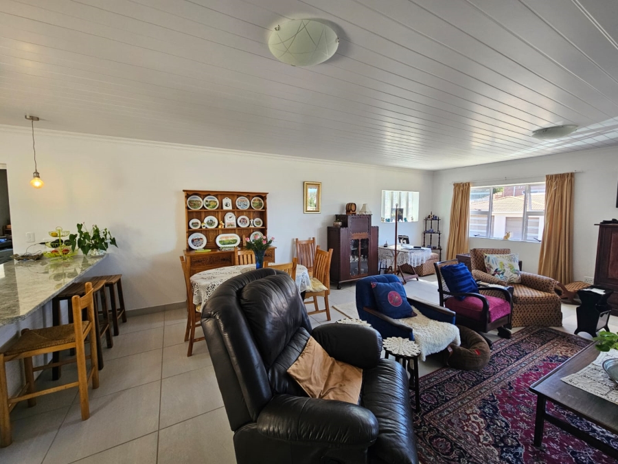 3 Bedroom Property for Sale in Stilbaai Wes Western Cape